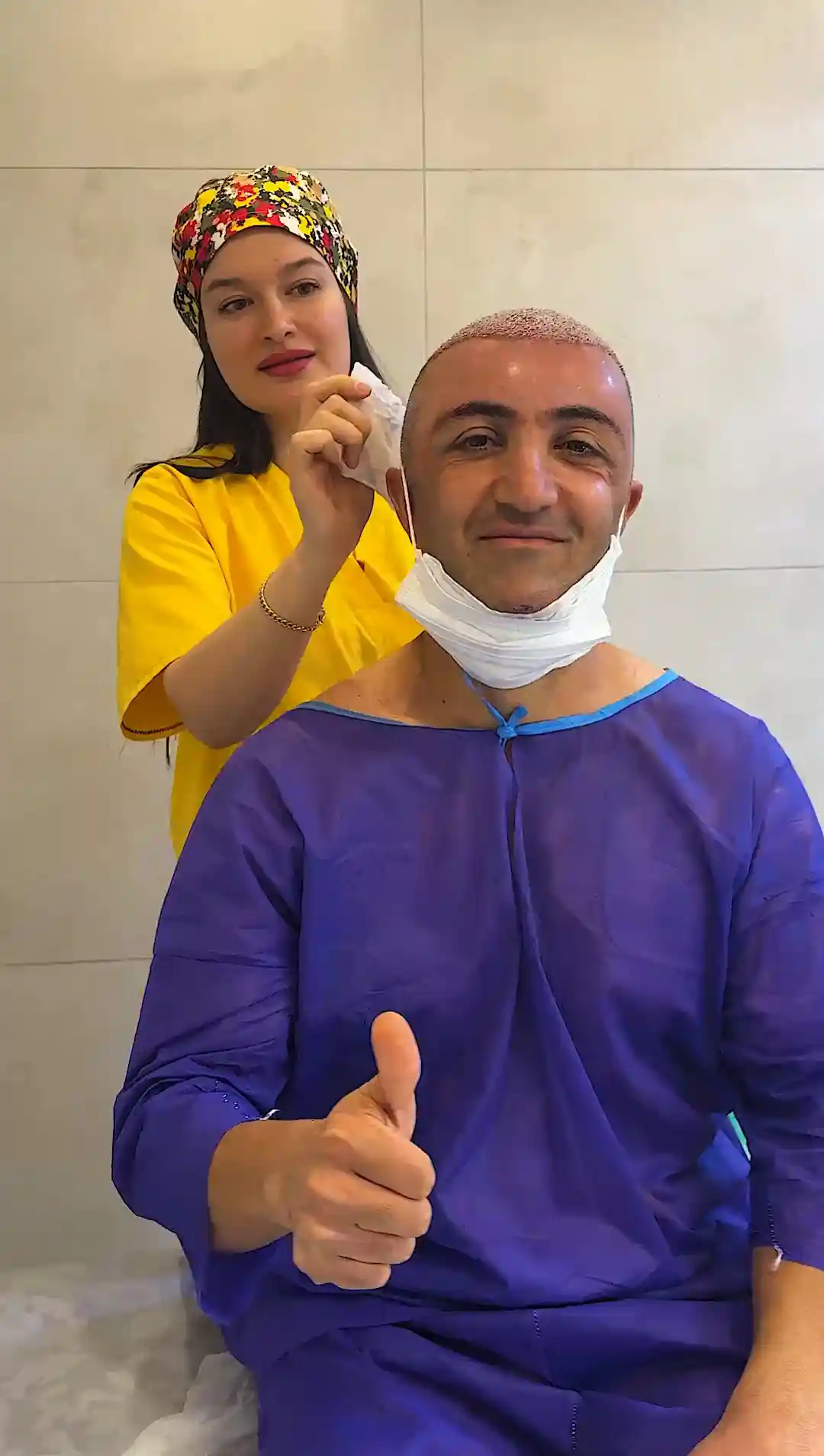 محمدی کاشت مو